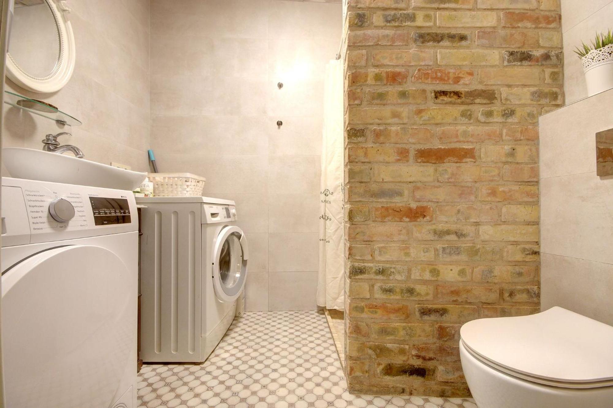 Historical Apartments X Free Parking Self Check In 24X7 By H&H Vilnius Bagian luar foto